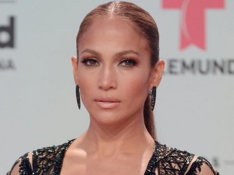 Jennifer Lopez doesn't need to get married to be happy