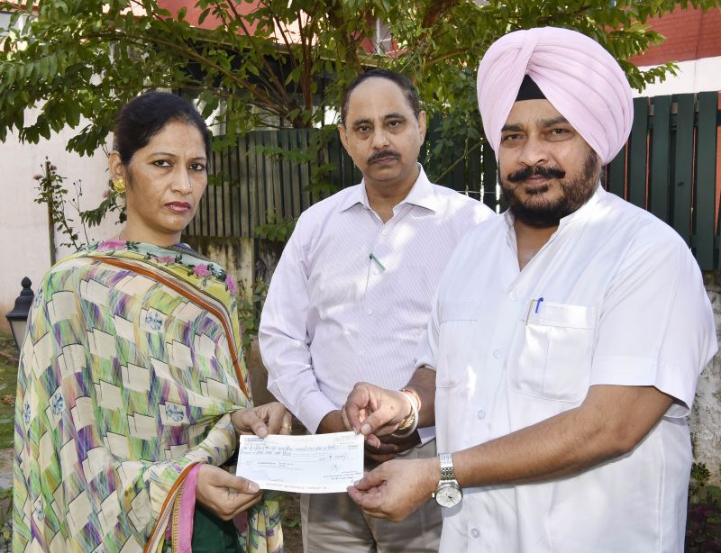 Sadhu Singh Dharamsot today provided financial assistance