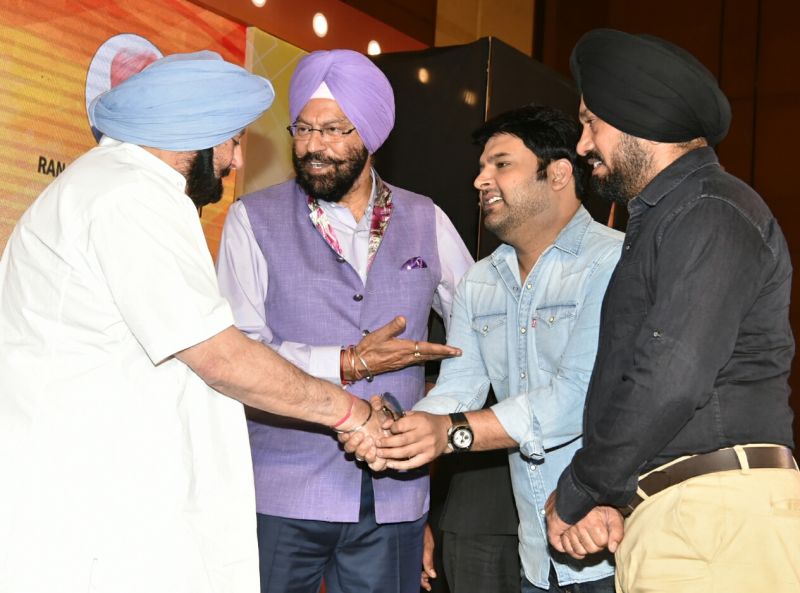 Amarinder Singh on Thursday presented the State Sports Awards, worth Rs. 15.55 crore, to 23 players in recognition of their outstanding performance