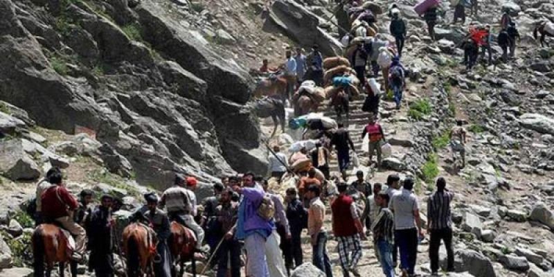 3,708 pilgrims leaves Jammu for Amarnath