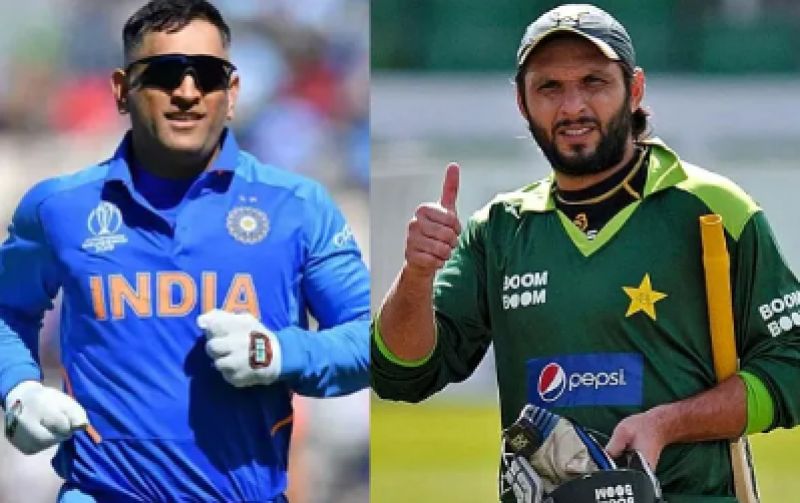 MS Dhoni and Shahid Afridi