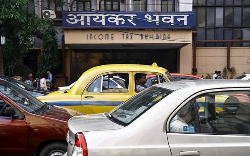 Income Tax Department Raided godown of pan masala manufacturers