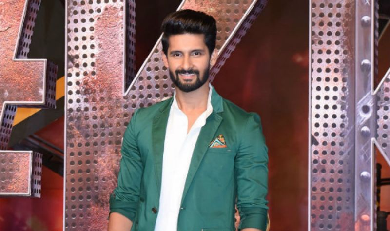 Ravi Dubey