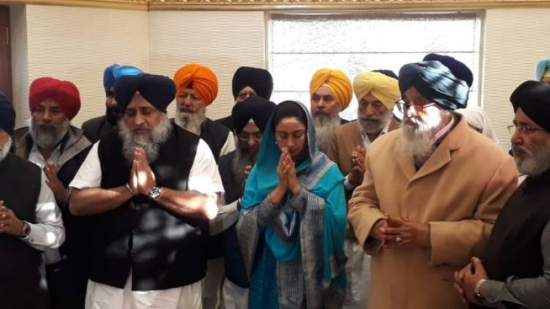 Accusing Badals of destroying the glory of sikhism