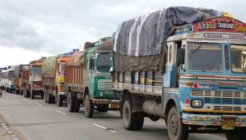 120 trucks entering Delhi fined for overloading