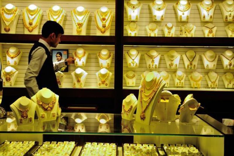 Gold, silver decline on subdued demand