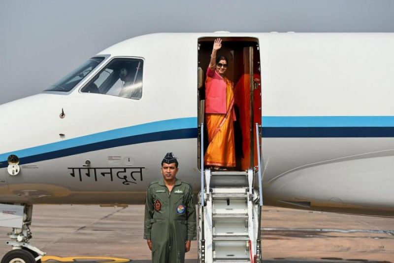 Swaraj to visit Qatar
