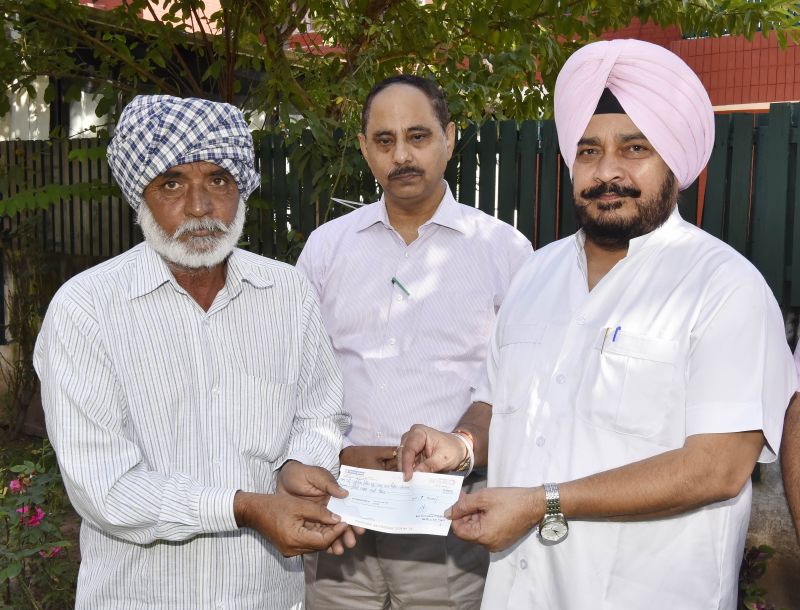 Sadhu Singh Dharamsot today provided financial assistance
