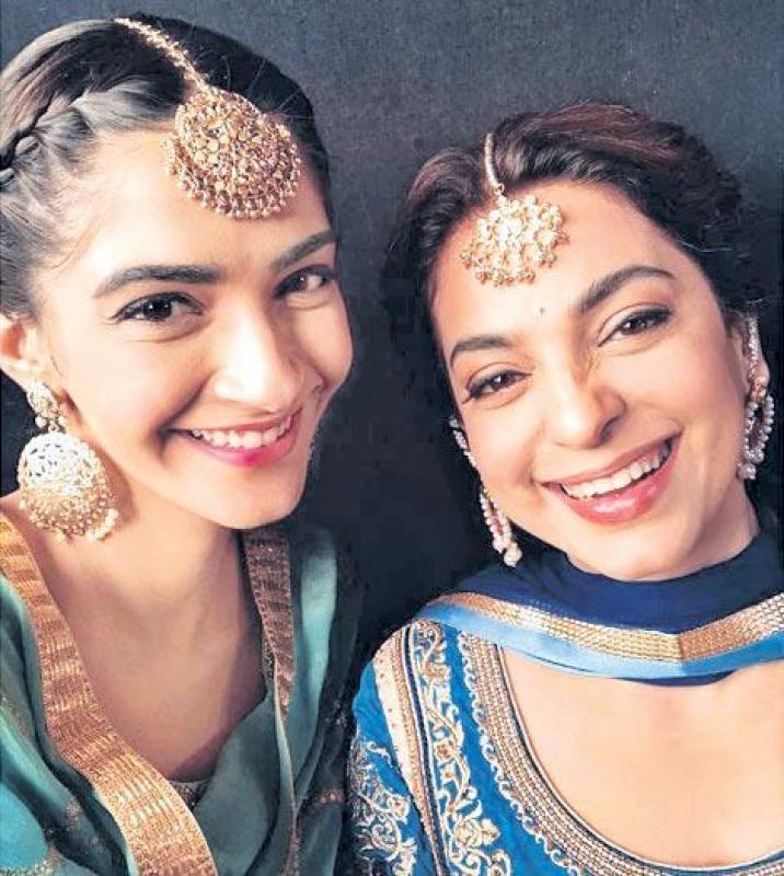 Sonam Kapoor, Juhi Chawla