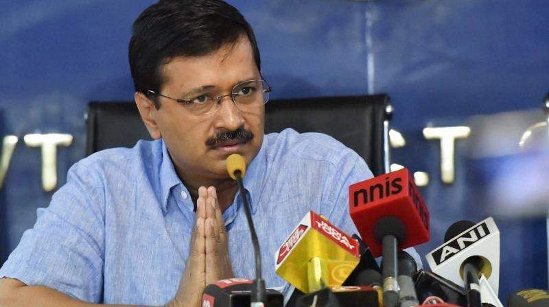 The tussle between the Delhi government and central government continues 