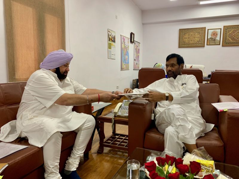 Ram Vilas Paswan and Capt Amarinder Singh