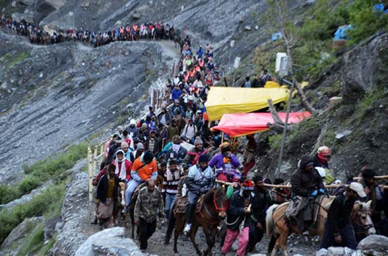 Second batch of 3500 pilgrims leave for Amarnath