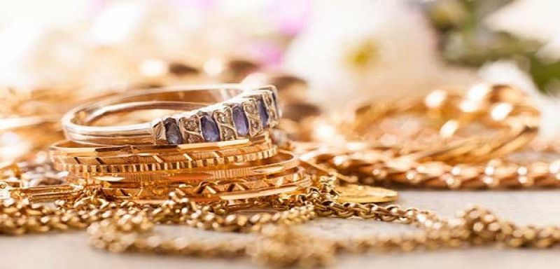 rise in demand from local jewellers led to the uptick in gold prices