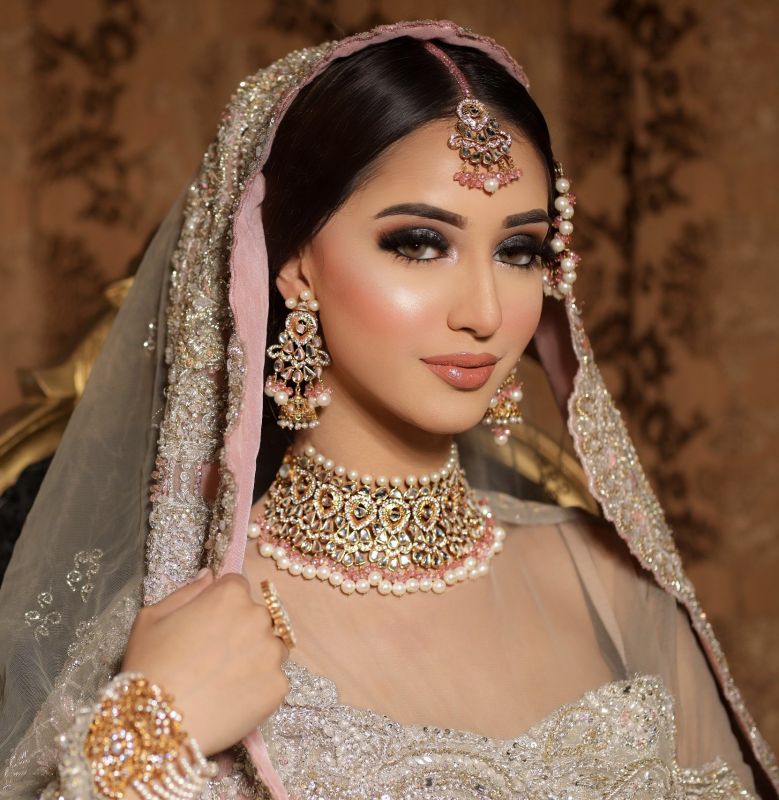 WEDDING JEWELLERY GLITZ