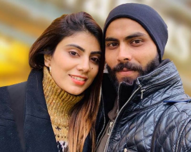 Ravindra Jadeja with wife