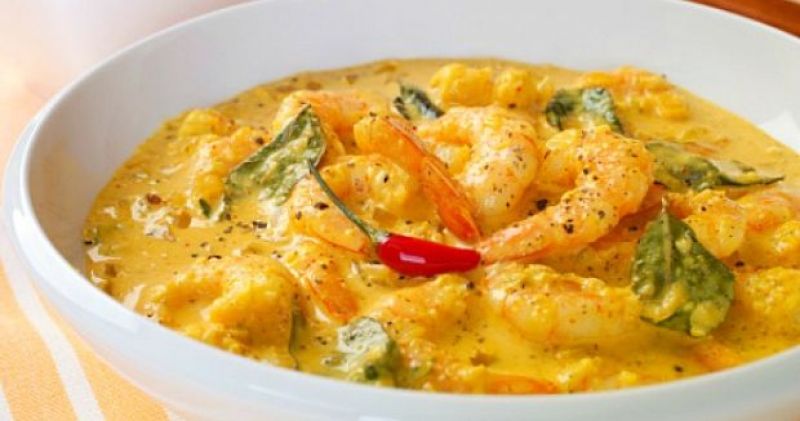 Chingri malai curry