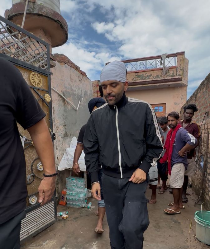 Guru Randhawa to Distribute Wheat Seeds to Flood-Affected Farmers in Punjab