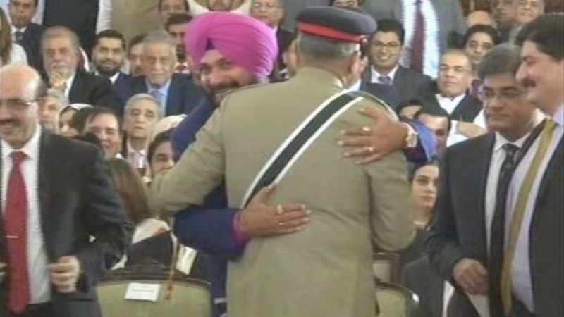 Qamar Javed Bajwa met Navjot Singh Sidhu