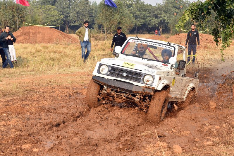 Participants during the 4x4 obstacle course at the Military Carnival in Chandigarh