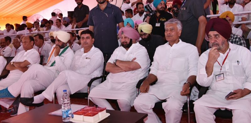 Capt Amarinder Sounds LS Poll Bugle From Lambi