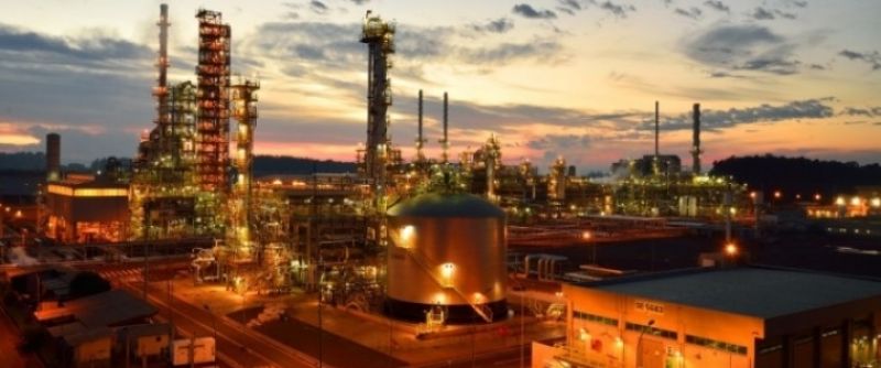 Industrial oils ease on lower demand