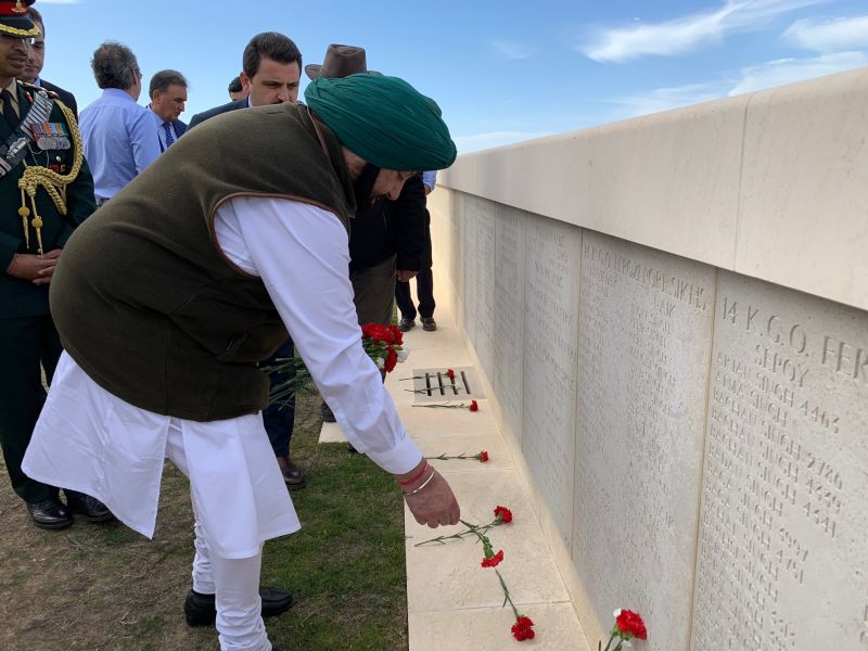 Capt Pays Homage To WWI Soldiers