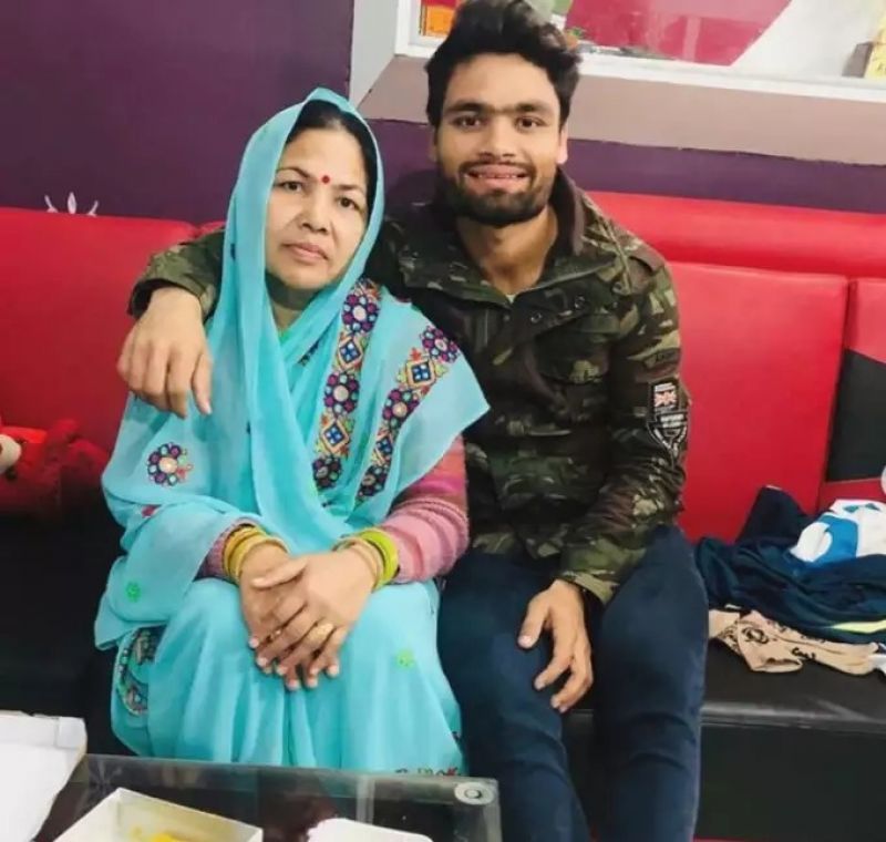 Rinku Singh's Mother 