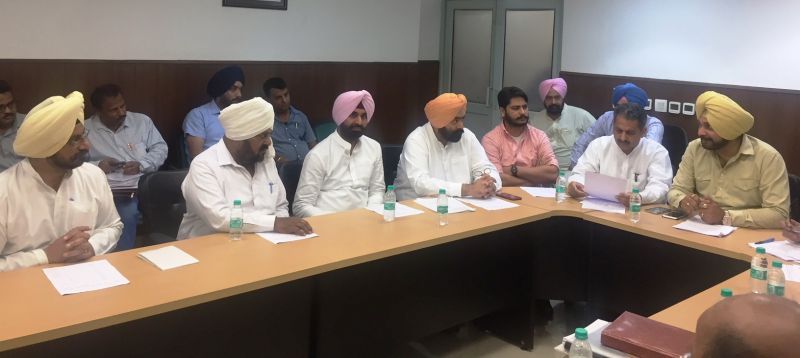 Expressing unhappiness over the functioning of the 3rd parties WAPCOS & EIL