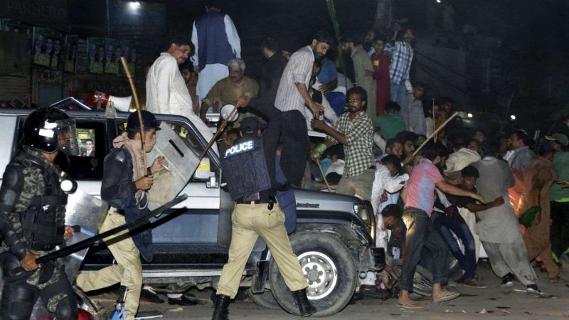 Supporters of Nawaz Sharif have clashed with police