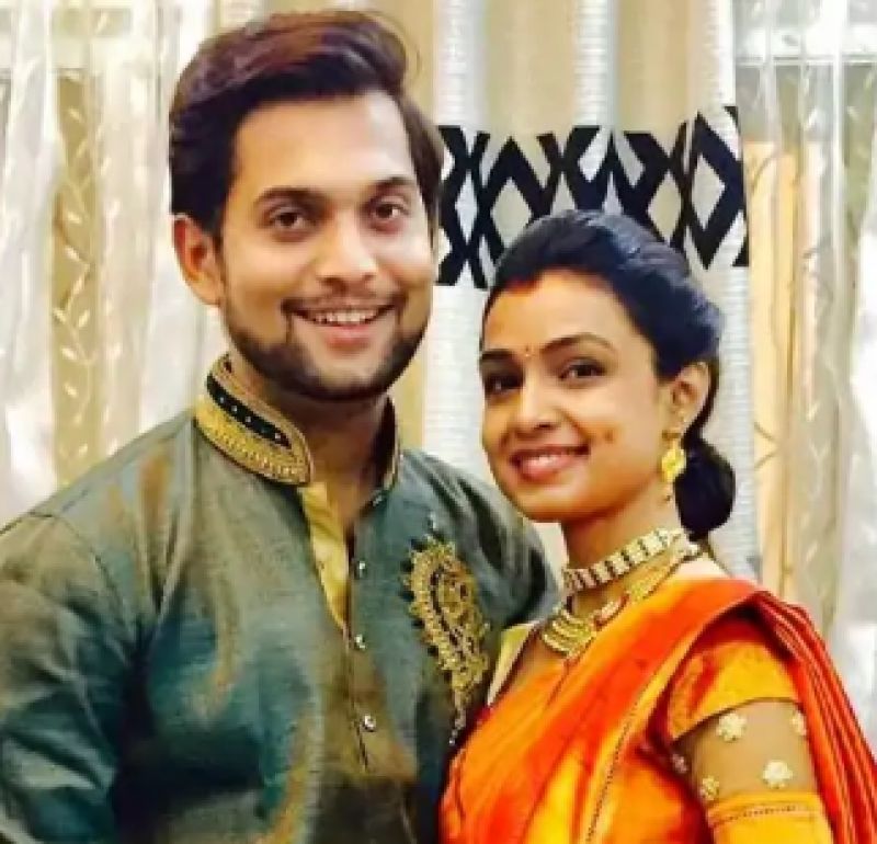Ashutosh Bhakre with wife
