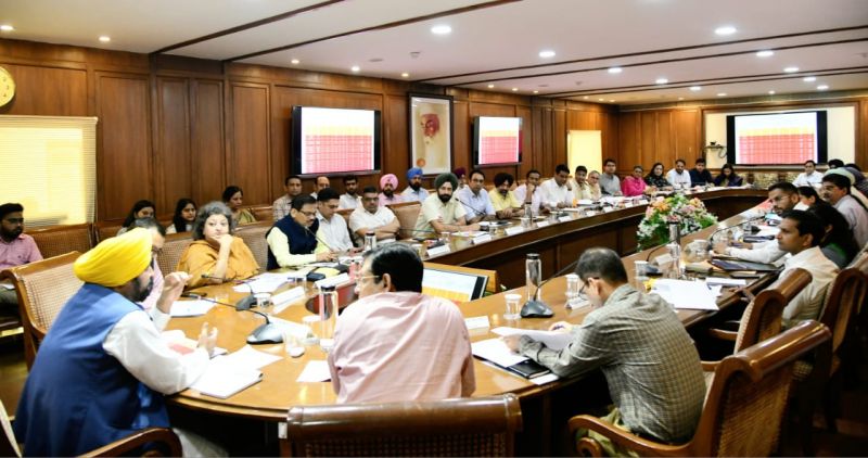 CM Bhagwant Mann Directs Deputy Commissioners for Prompt Paddy Procurement & Lifting
