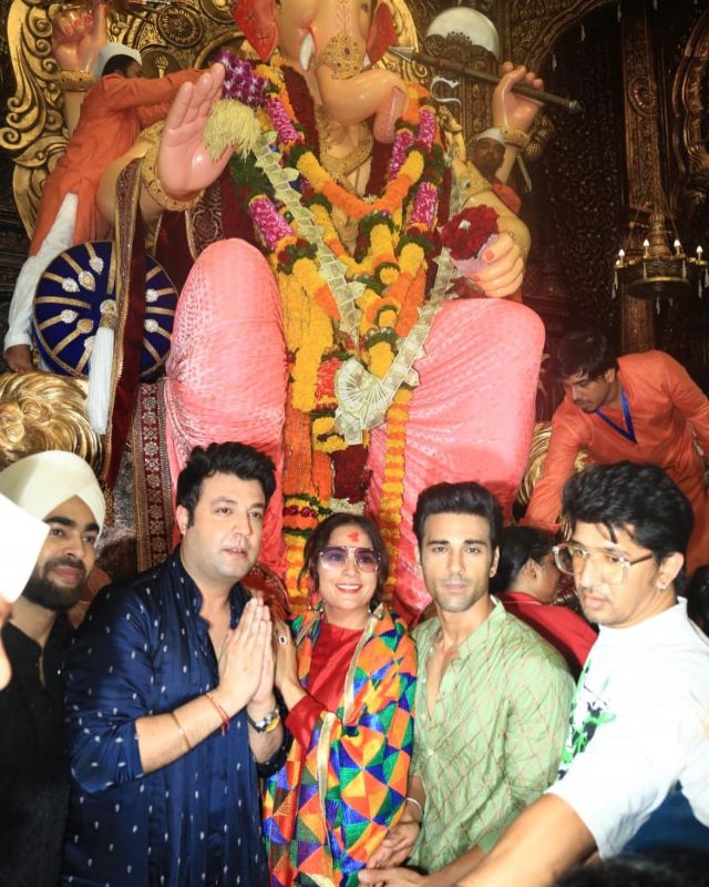 Sneak Peek into Ganesh Chaturthi Celebrations of Celebrities