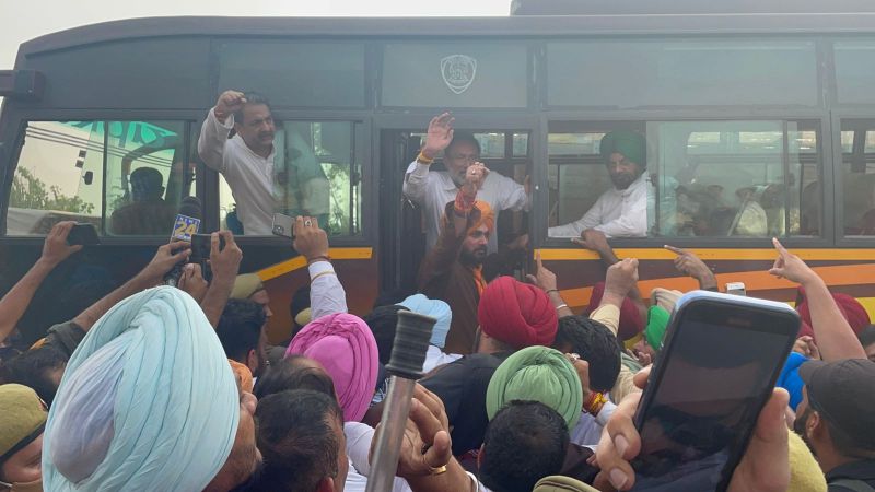 Police have detained all MLA and ministers at Haryana/UP Border