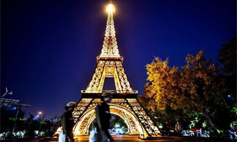 West to Wonder Theme Park (Sarai Kale Khan)