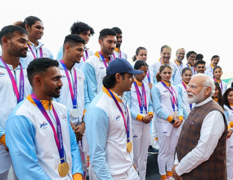 PM Modi Meets & Commends Indian Athletes for Asian Games Success
