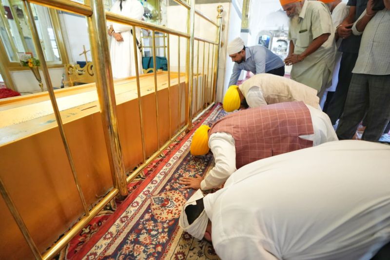 Punjab CM Bhagwant Mann Pays Obeisance at Gurdwara Katalgarh Sahib