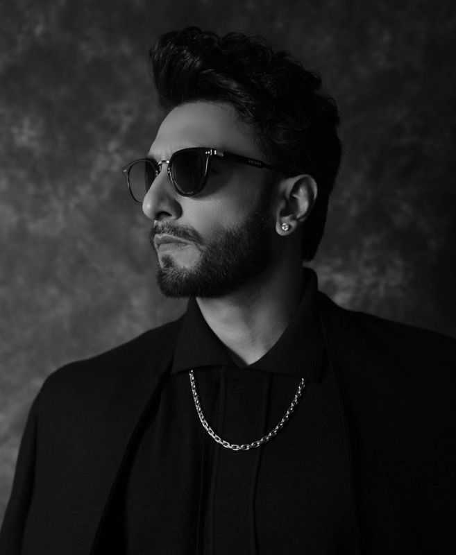 Ranveer Singh's Sizzling Black Ensemble Ignites the Silver Screen
