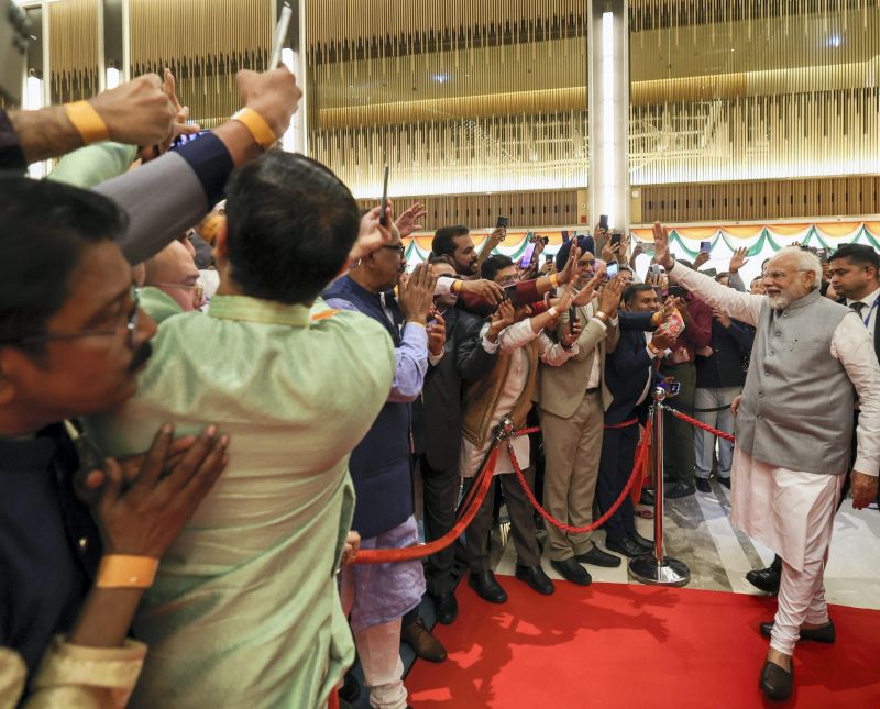 UAE Dy PM & HM Saif bin Zayed Al Nahyan Extends Warm Welcome to PM Modi in Dubai