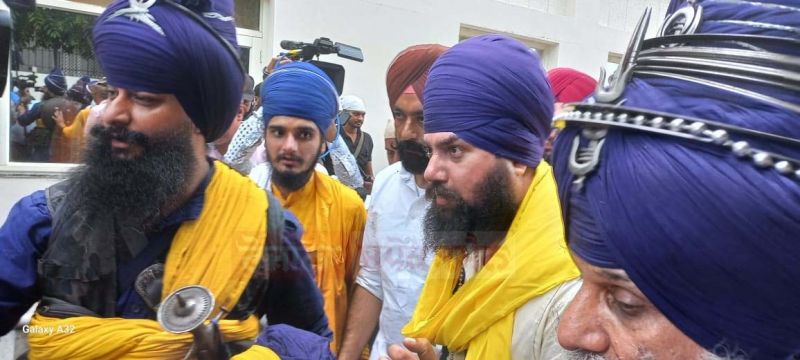 Film Mastana Team Pays Obeisance at Gurudwara Burj Akali Phula Singh