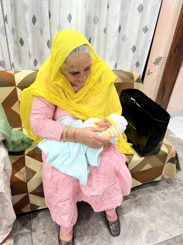 Blessings for Newborn: CM Bhagwant Mann's Mother & Speaker Kultar Singh Sandhwan Visit MLA Narinder Kaur Bharaj