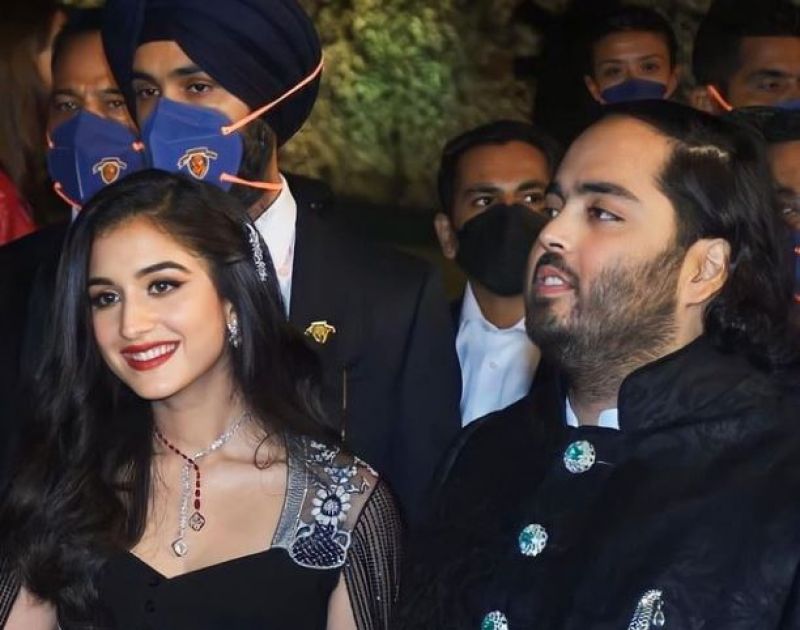 Anant Ambani & Radhika Merchant Appear at Nita Mukesh Ambani Cultural Centre Opening