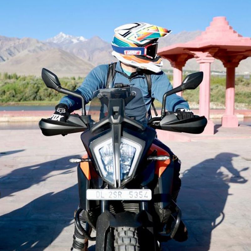 Congress MP Rahul Gandhi reached Pangong Lake in Leh Ladakh on bike, Dropped Pics
