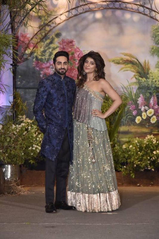 Sonamkapoor and anandahuja at wedding reception