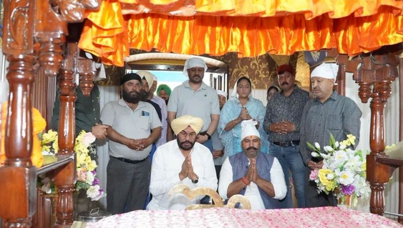 Paid Obeisance at Gurdwara Sahib and Baba Sodal Ji temple of the city
