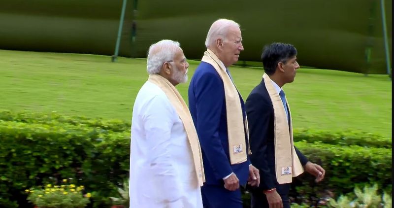  G-20 Summit: Foreign Guests Pays Tribute to Mahatma Gandhi at Rajghat in Delhi