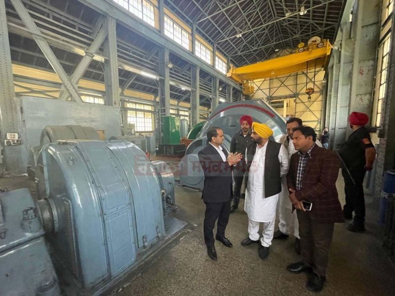 Cabinet Minister Harbhajan Singh ETO visits PSPCL plant in Himachal Pradesh