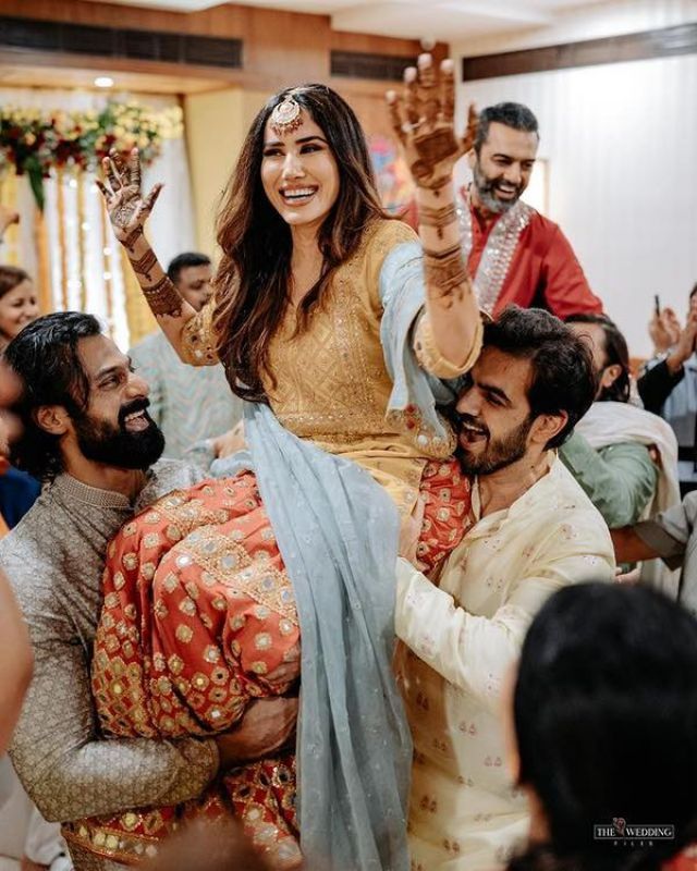 Glimpses of Sonnalli Seygall's Mehendi Ceremony