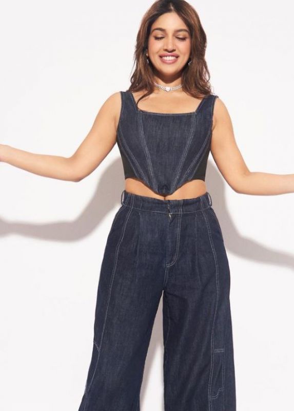 Bhumi Pednekar looking Super Cool
