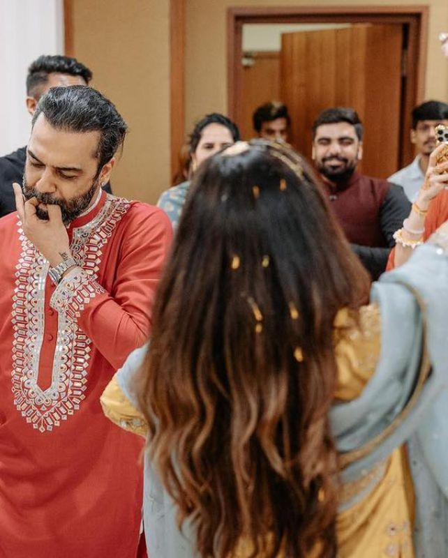 Glimpses of Sonnalli Seygall's Mehendi Ceremony