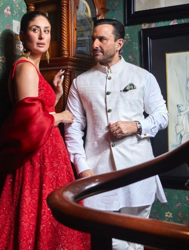Kareena Kapoor & Saif Ali Khan posing together 

